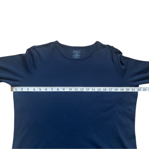 L.L. Bean Long Sleeve Crewneck Supima Cotton Tee Navy Large - Picture 5 of 6